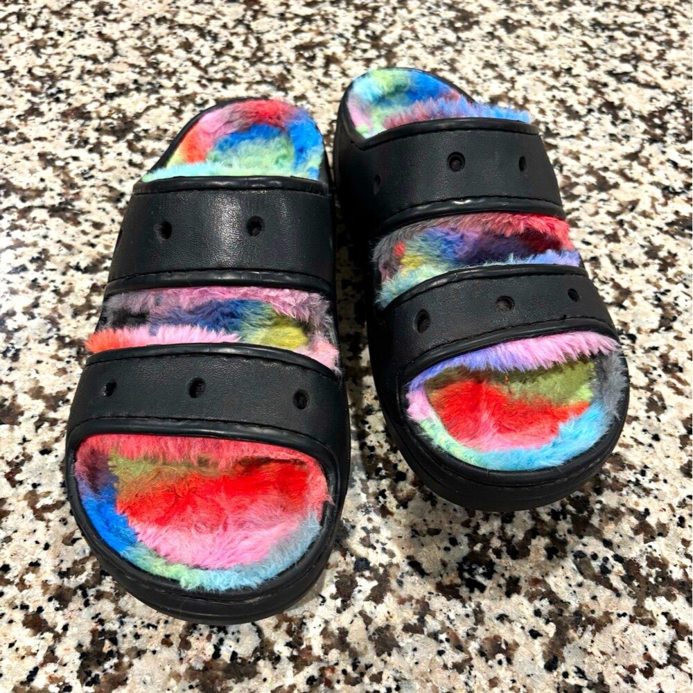 Crocs Classic Cozzzy Spray Dye Lined Sandals Black Multi Tie Dye 208046 M6 W8